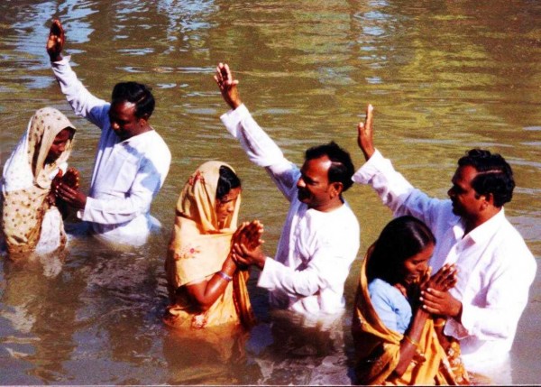 Madhya Pradesh, sacerdoti “in pericolo” per la legge anticonversione